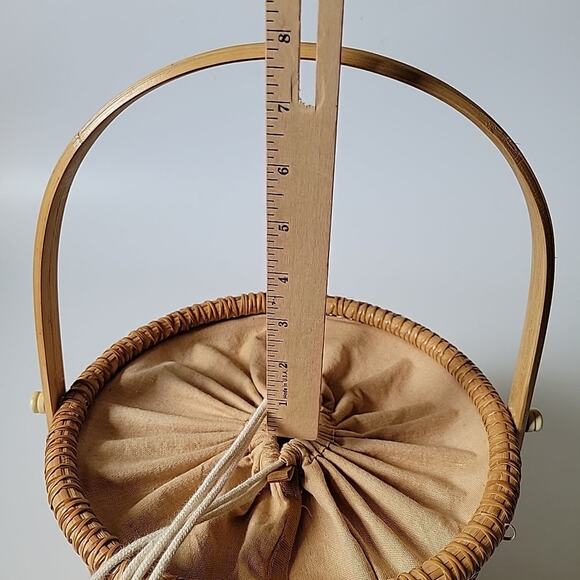 Vintage Nantucket Lightship Lined Woven Wicker Handled Basket 10" Cottagecore - Picture 16 of 16